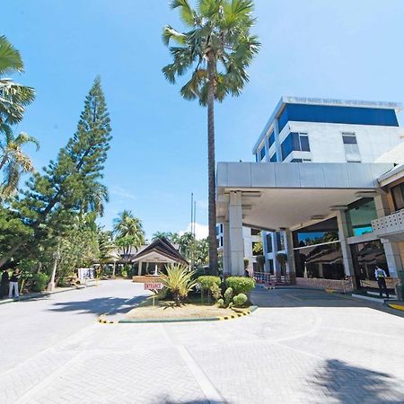Reddoorz Premium @ The Ritz Garden Oases Hotel Davao City Exterior foto