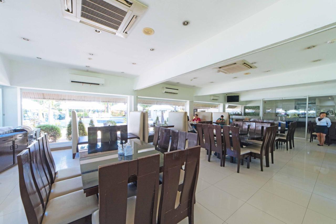 Reddoorz Premium @ The Ritz Garden Oases Hotel Davao City Exterior foto